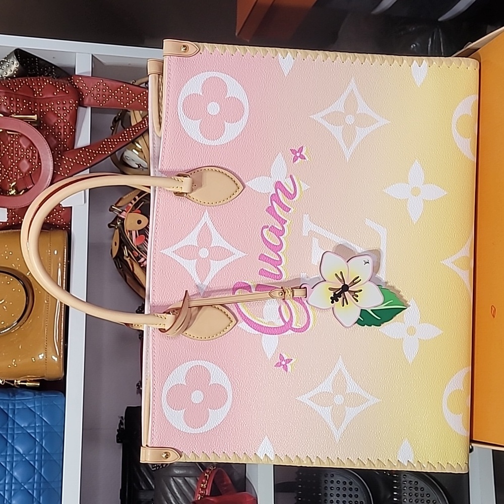 Louis Vuitton Onthego GM GUAM  Special  Edition  Collection New